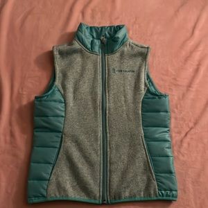Free country, medium girls, teal vest